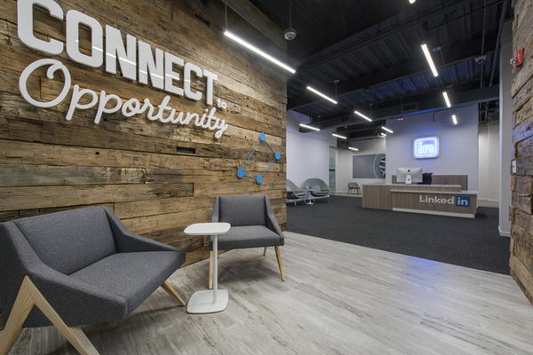奧馬哈特色文化底蘊展現(xiàn)、LinkedIn辦公室裝修設(shè)計