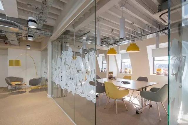 150億市場(chǎng)潛力，辦公室裝修也要開(kāi)始考慮狗狗的感受了