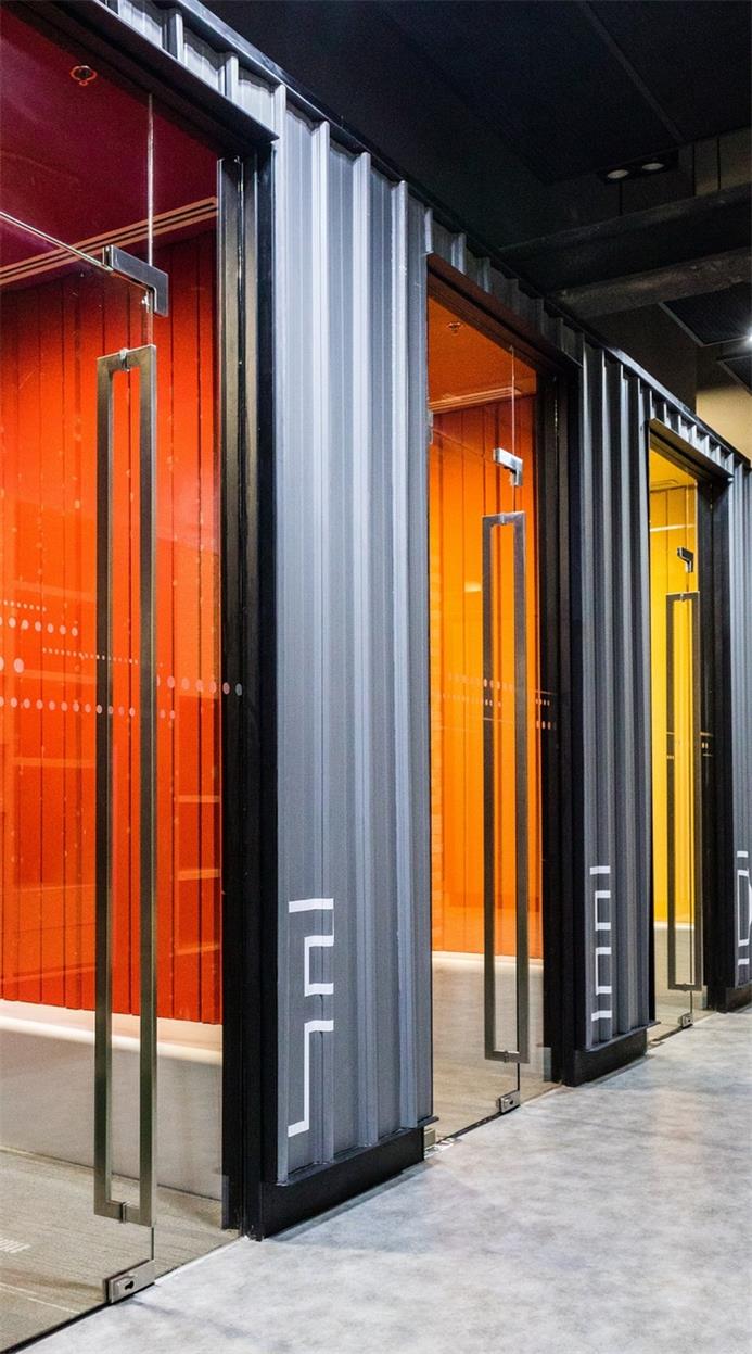 辦公空間，辦公室設(shè)計，科技公司辦公室設(shè)計，現(xiàn)代風格辦公室，創(chuàng)意社區(qū)