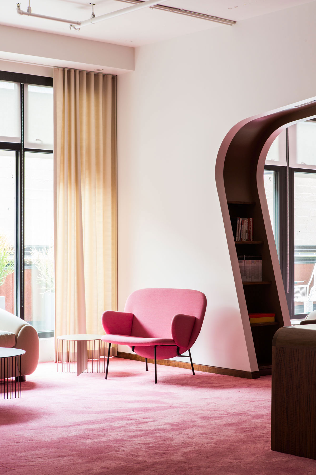 辦公空間，辦公室設(shè)計，科技公司辦公室設(shè)計，創(chuàng)意辦公室，現(xiàn)代風(fēng)格辦公室