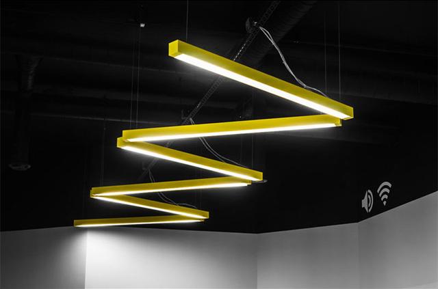 高端辦公室裝修設計經(jīng)典案例：波蘭Droids科技公司辦公室設計