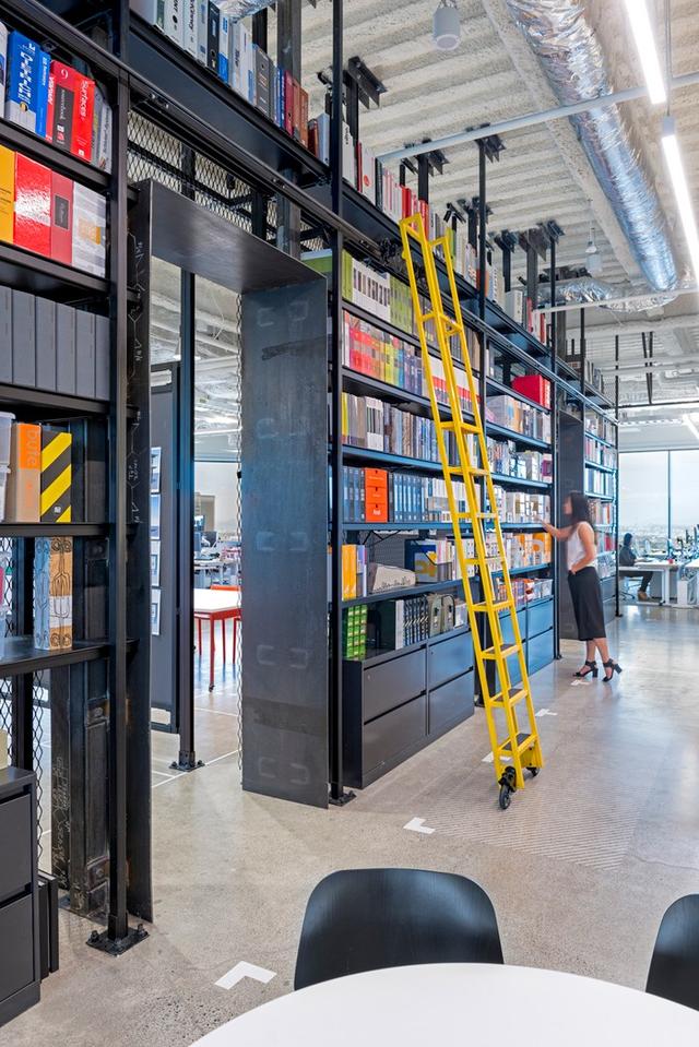 樂享純凈藍(lán)天白云之境！在Gensler設(shè)計(jì)公司辦公室工作倍兒精神