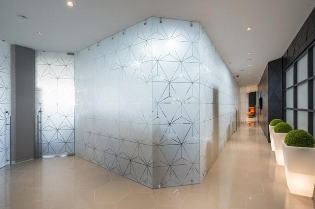 說出來你可能不信，如此暗黑夸張的辦公室竟然來自俄羅斯制藥公司