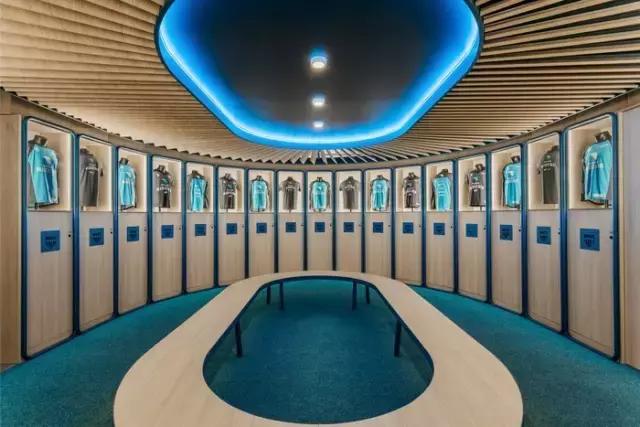 就喜歡這種天馬行空的藍(lán)，馬德里Movistar Riders辦公室設(shè)計