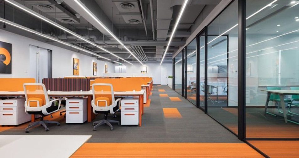 大型的辦公室一般用什么裝飾？