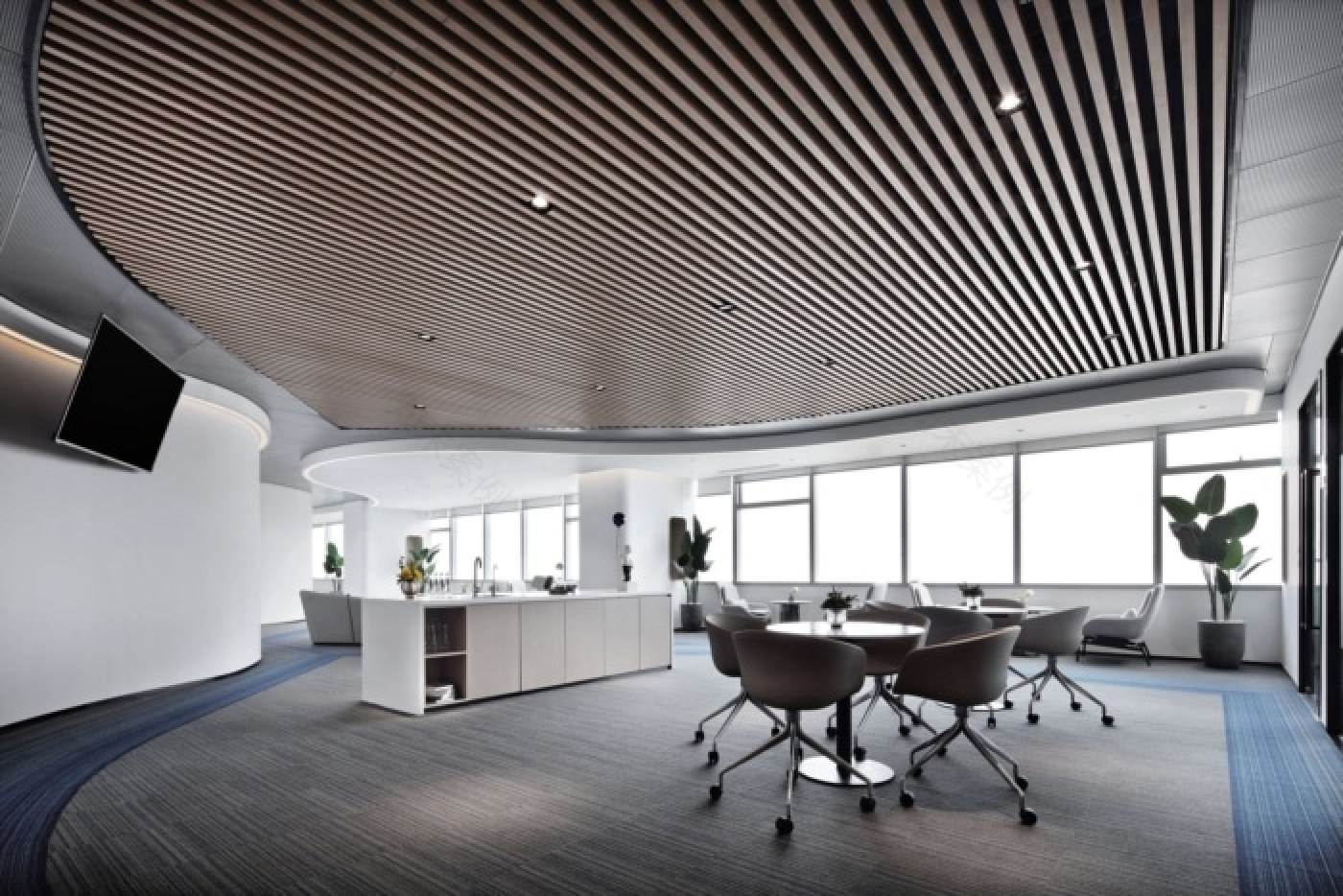 上海辦公室裝修：互聯(lián)網(wǎng)行業(yè)裝修流程全拆解,省錢(qián)省時(shí)指南